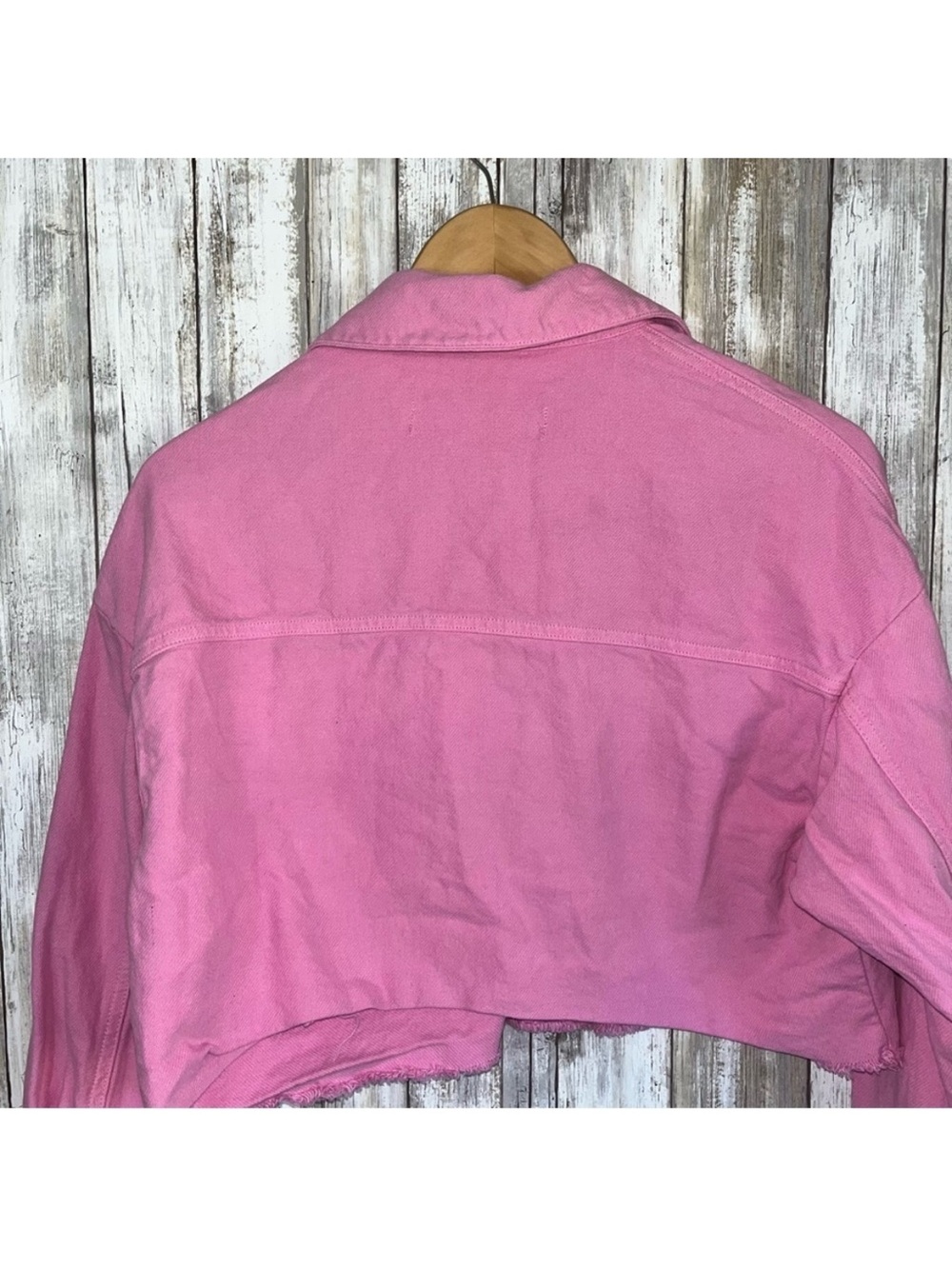 Zara Pink Cropped Denim Jacket Raw Hem Boxy Utility Jean Jacket Women’s S - Picture 7 of 8